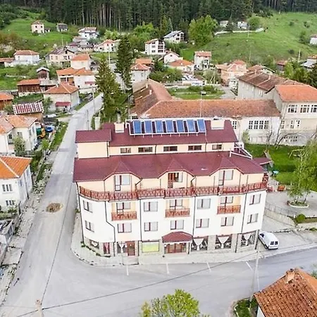 Hotel Boryka Family 3*